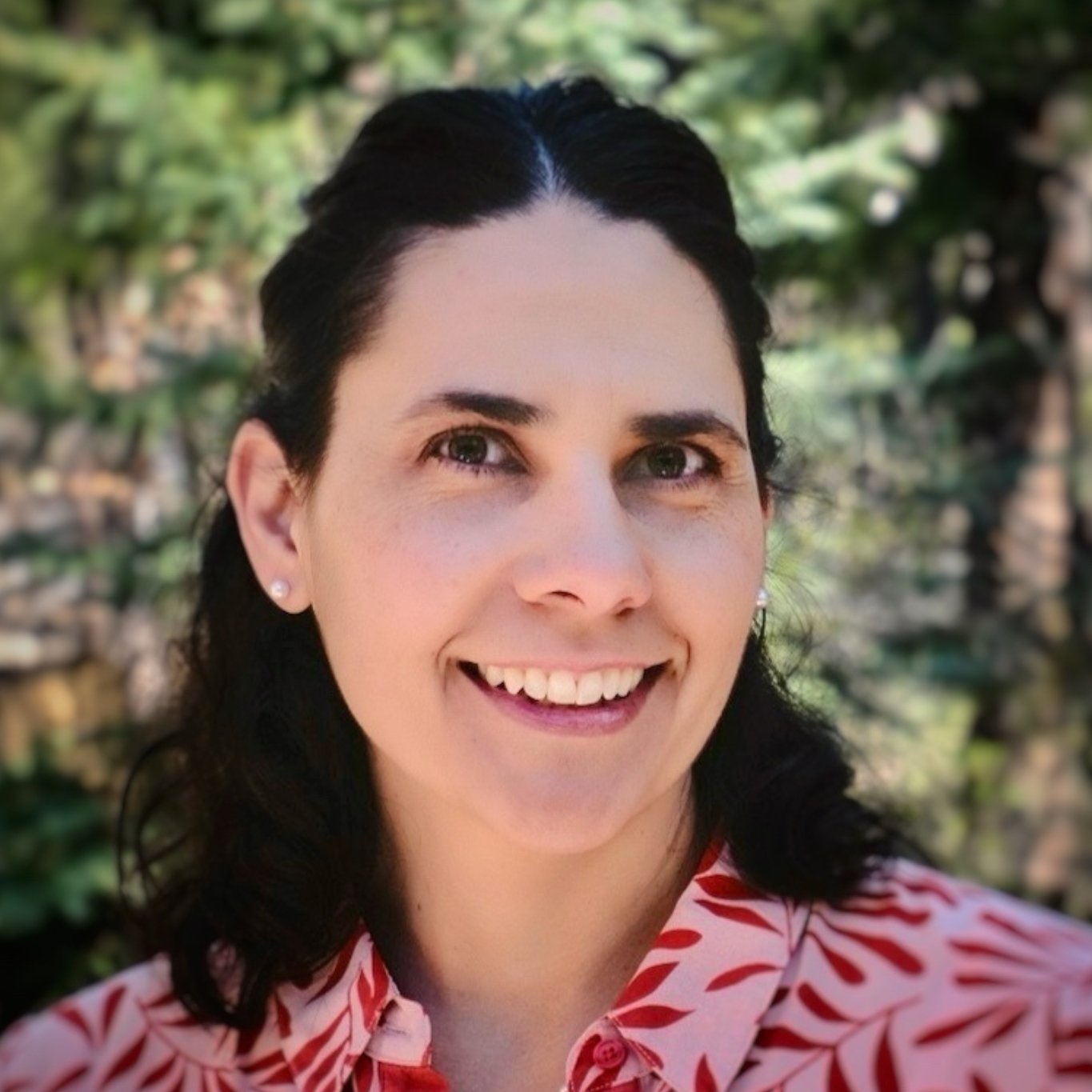 Heather-Schussman-sq-3